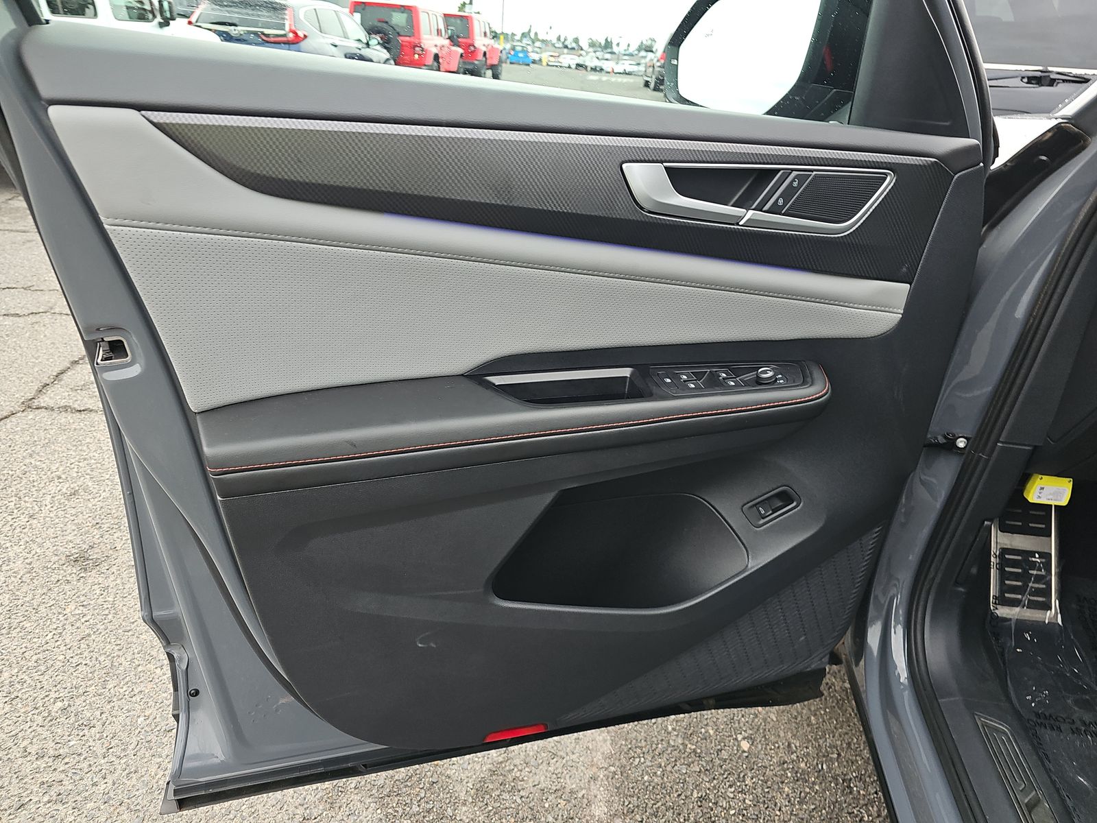 2024 Volkswagen Atlas 2.0T Peak Edition SE AWD