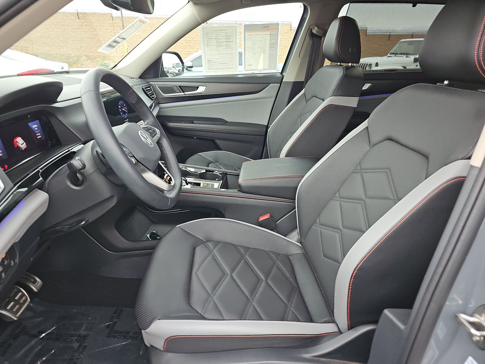 2024 Volkswagen Atlas 2.0T Peak Edition SE AWD