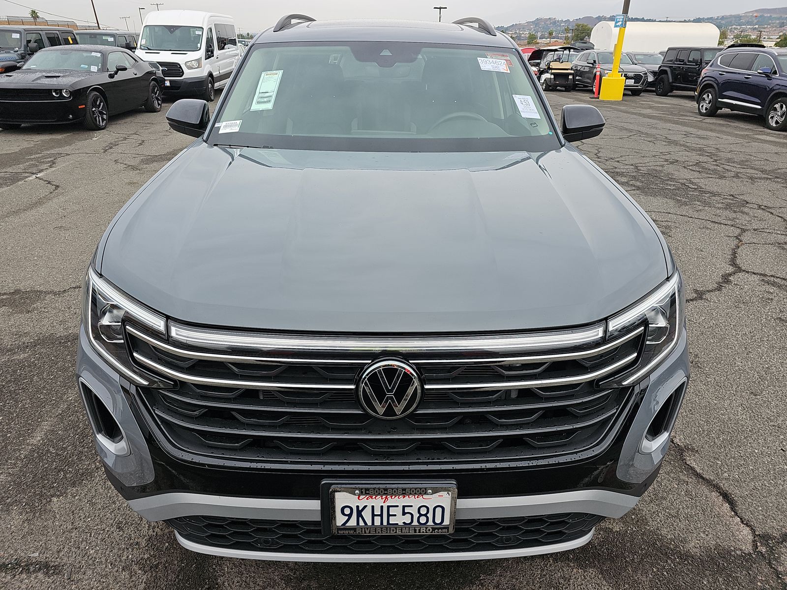 2024 Volkswagen Atlas 2.0T Peak Edition SE AWD