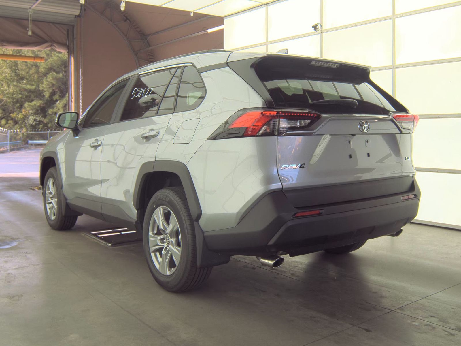 2025 Toyota RAV4 XLE FWD