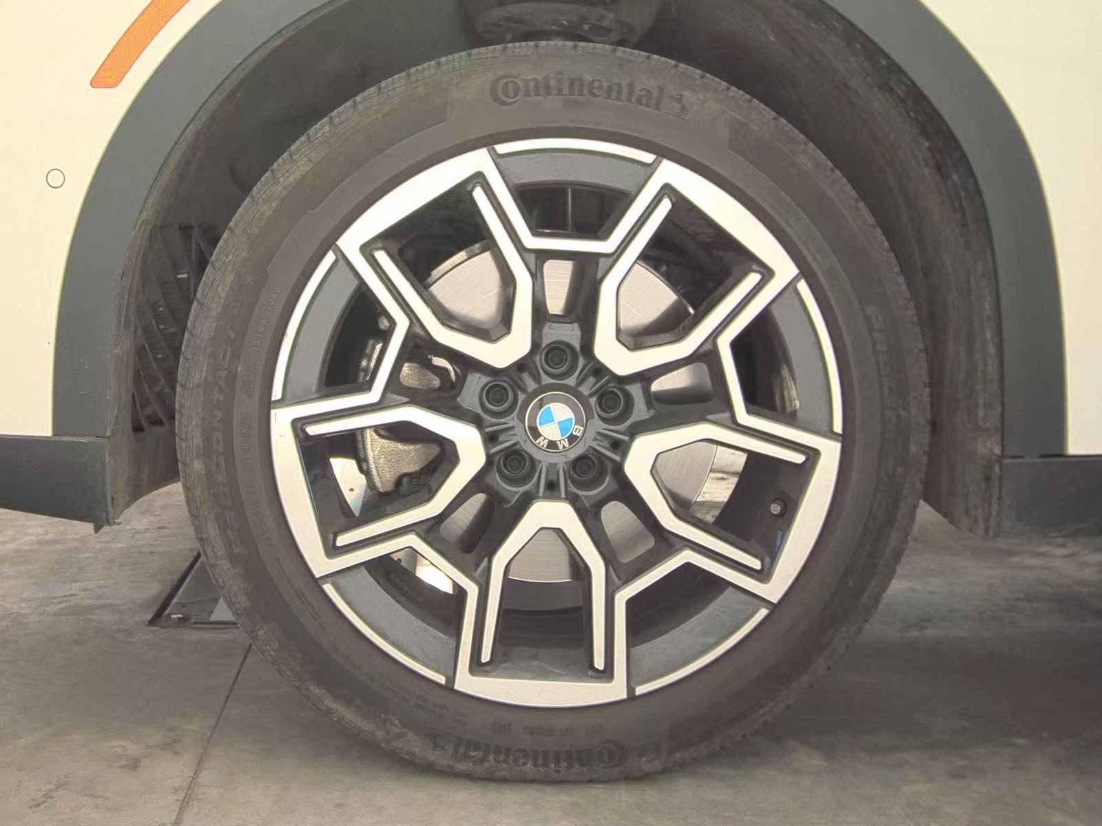 2025 BMW X2 xDrive28i AWD