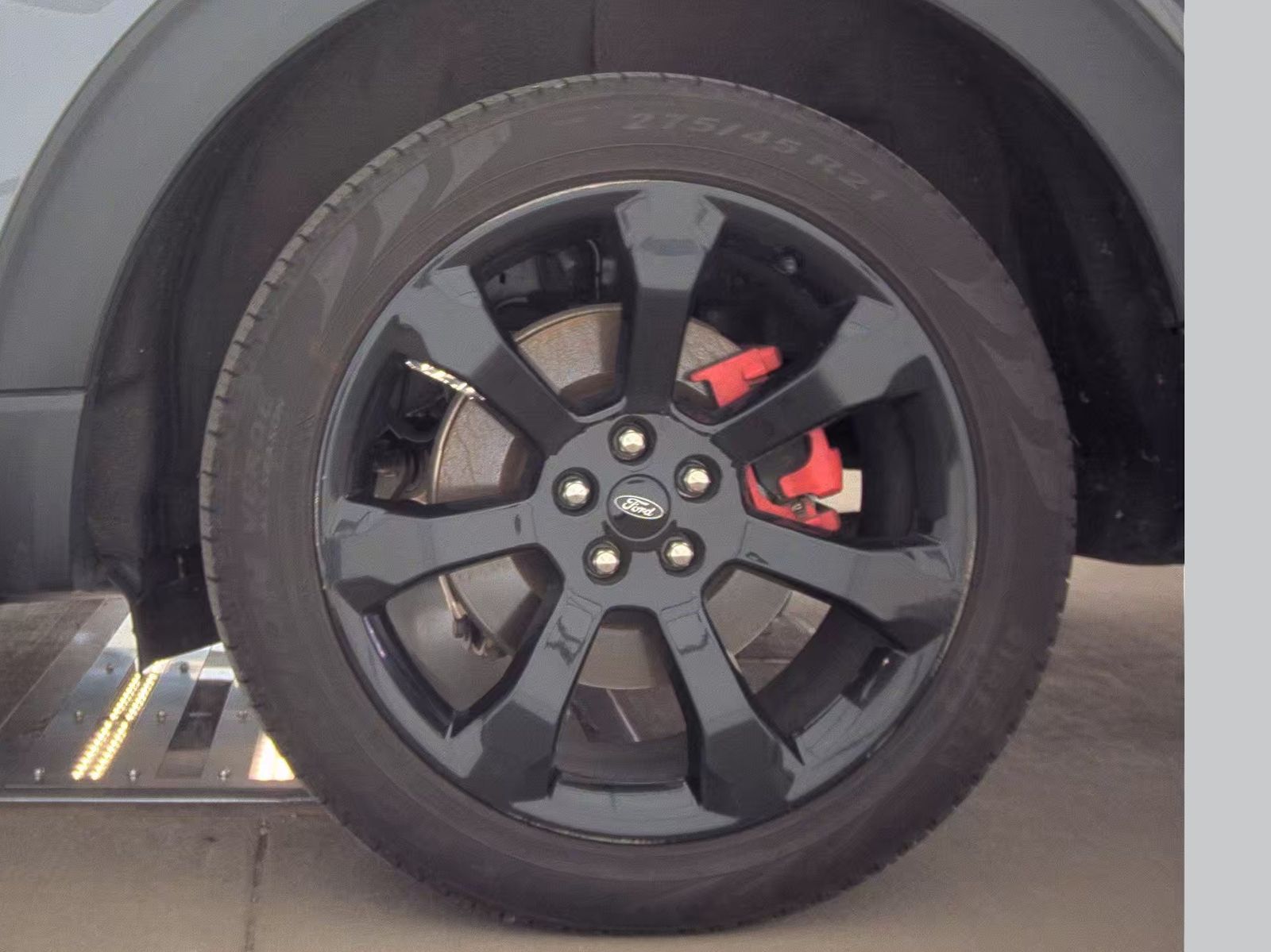 2022 Ford Explorer ST AWD