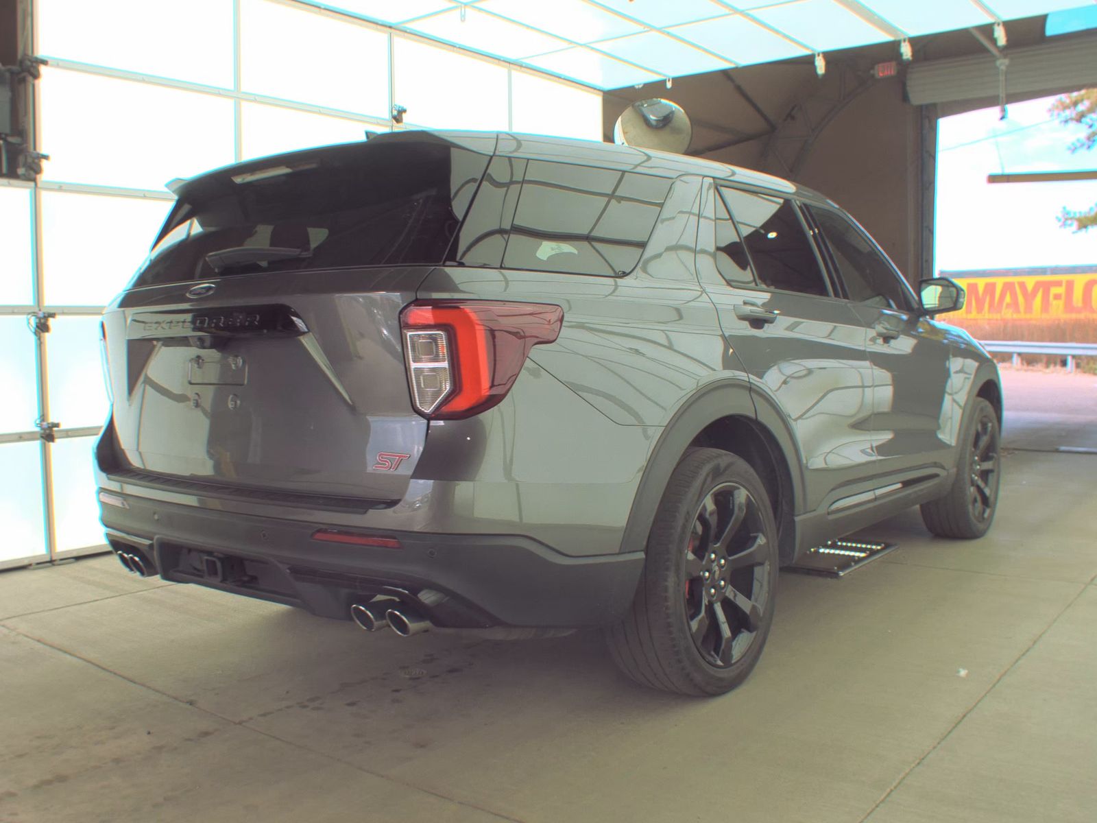 2022 Ford Explorer ST AWD