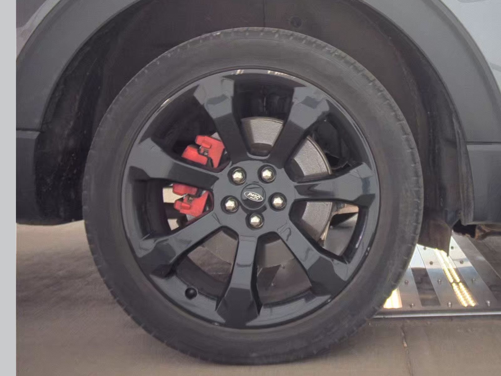 2022 Ford Explorer ST AWD