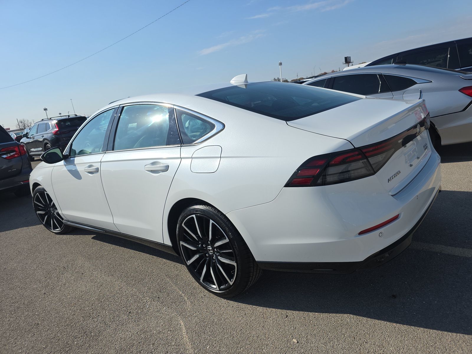 2023 Honda Accord Hybrid Touring FWD