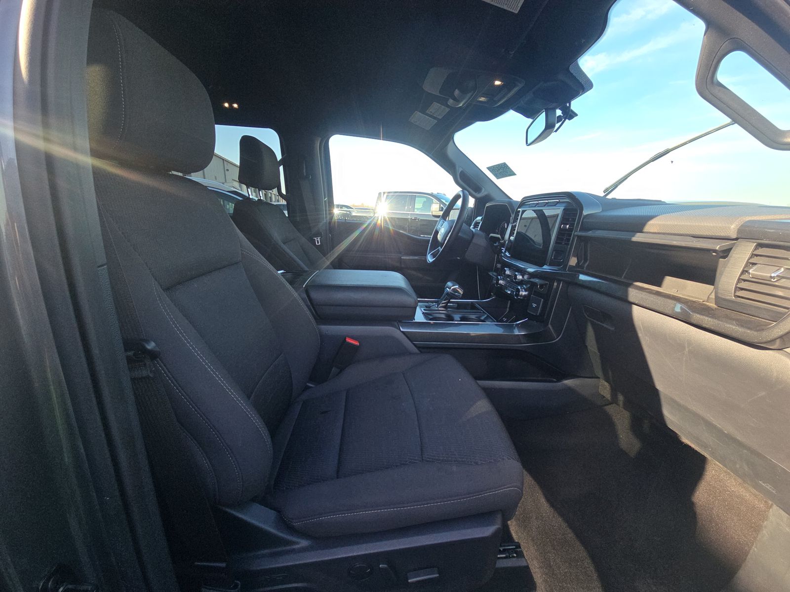 2023 Ford F-150 Hybrid XLT AWD