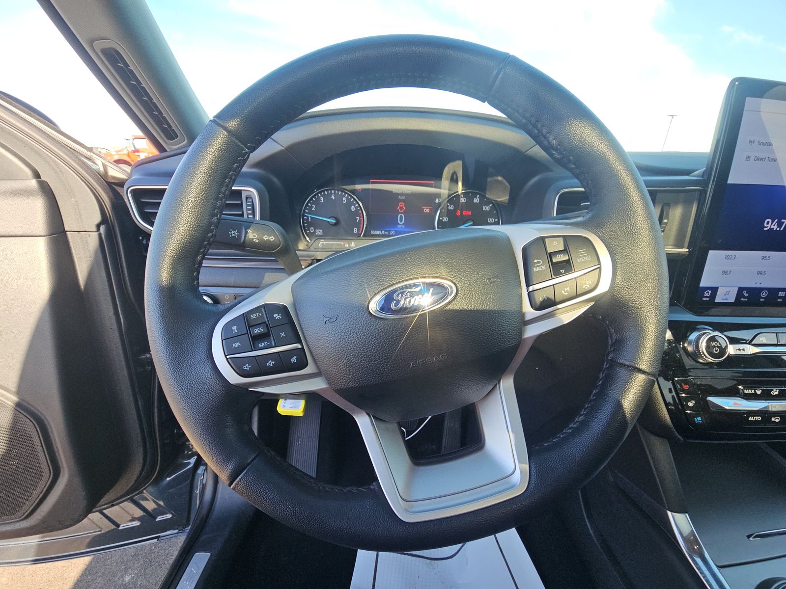 2023 Ford Explorer Limited AWD