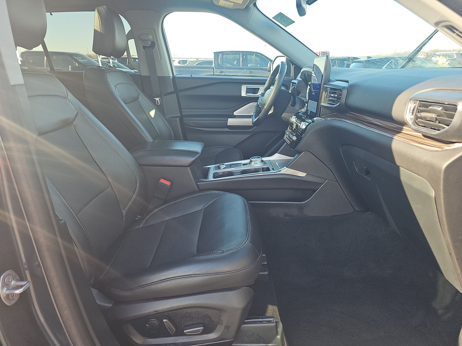 2023 Ford Explorer Limited AWD