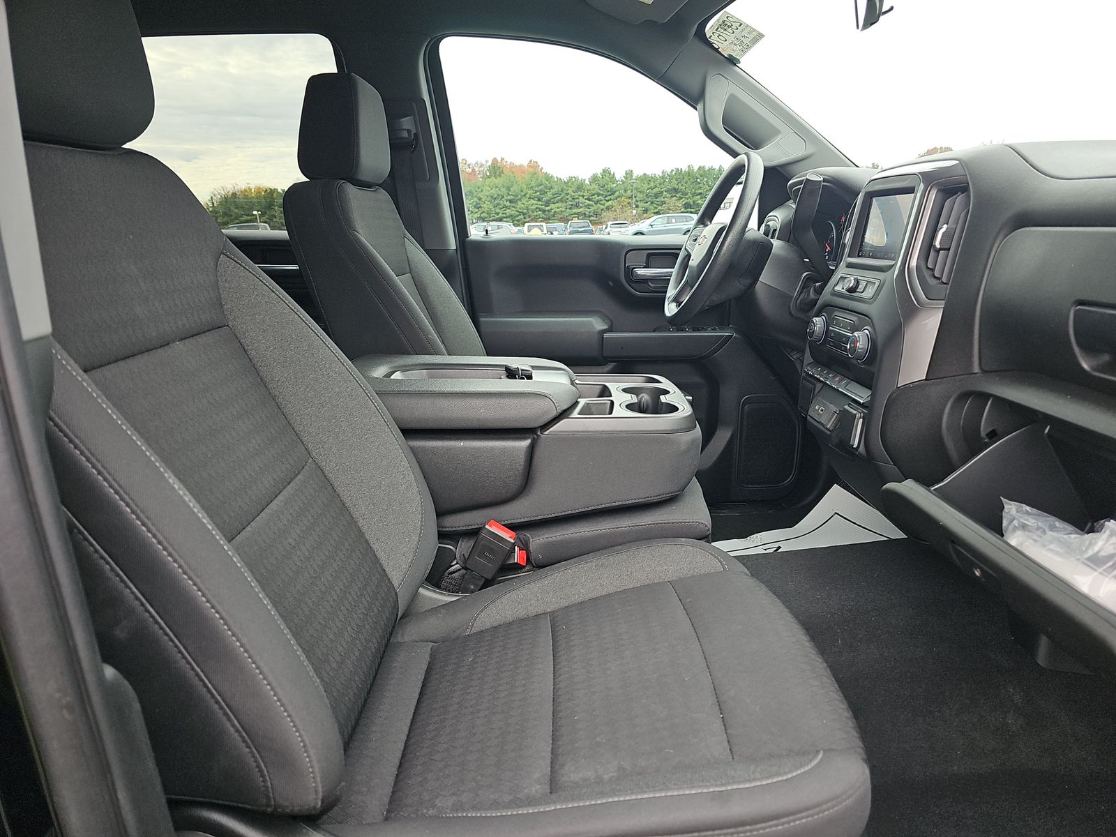 2022 Chevrolet Silverado 1500 Custom AWD