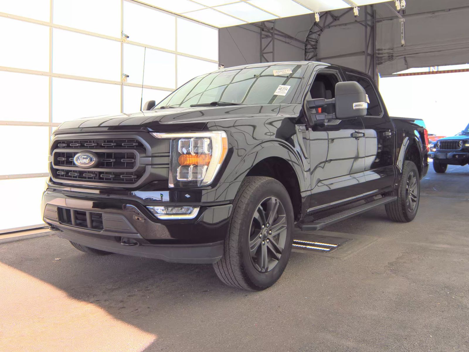 2023 Ford F-150 XLT AWD