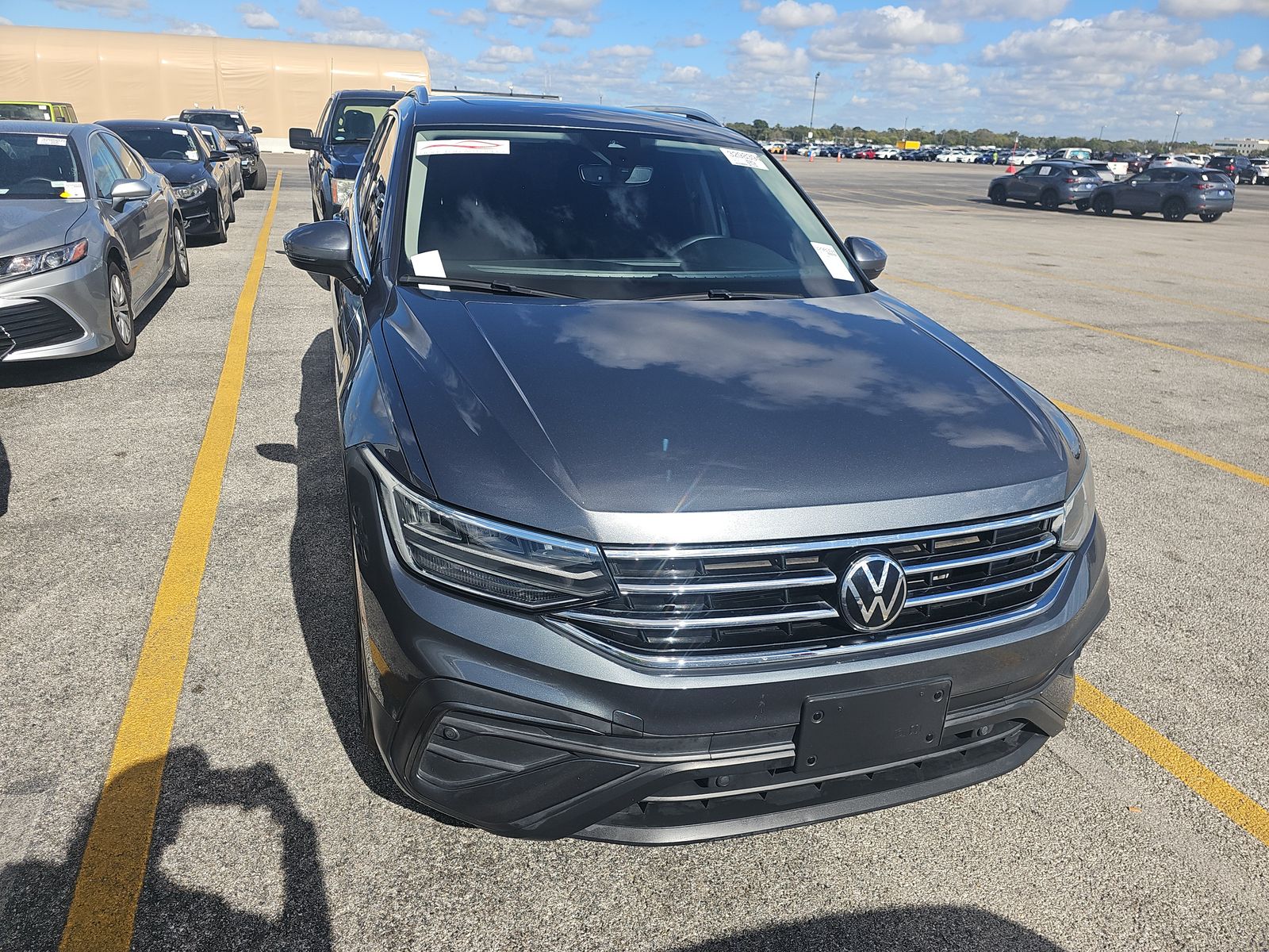 2023 Volkswagen Tiguan 2.0T SE AWD