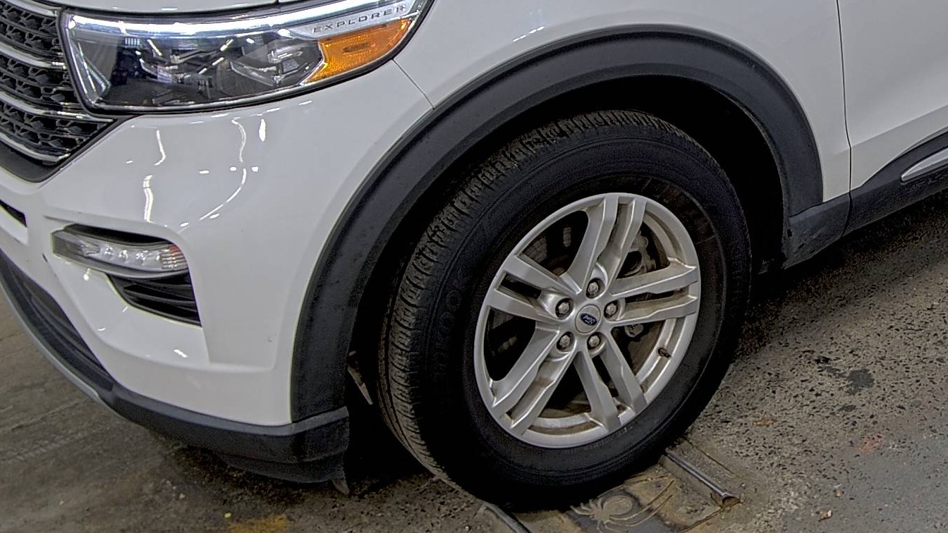 2022 Ford Explorer XLT AWD