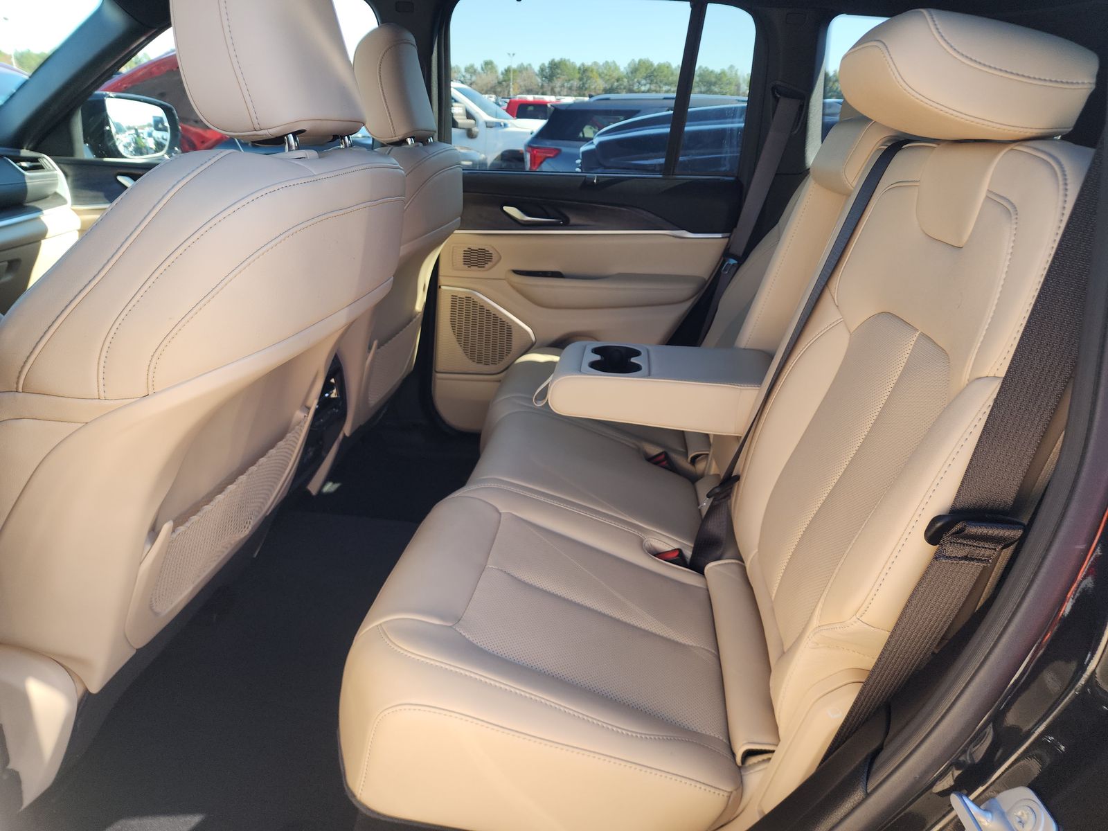 2025 Jeep Grand Cherokee Limited AWD