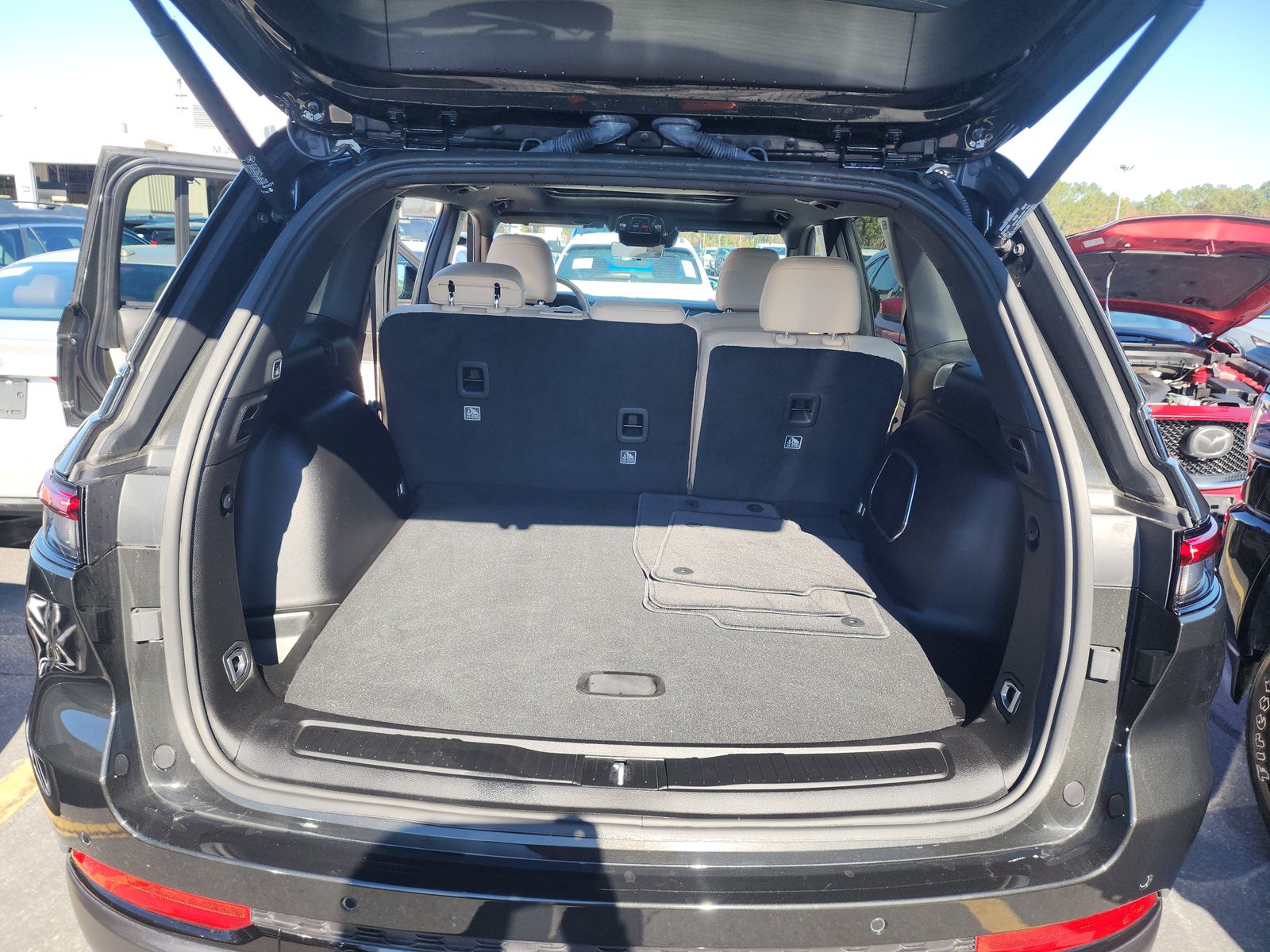 2025 Jeep Grand Cherokee Limited AWD