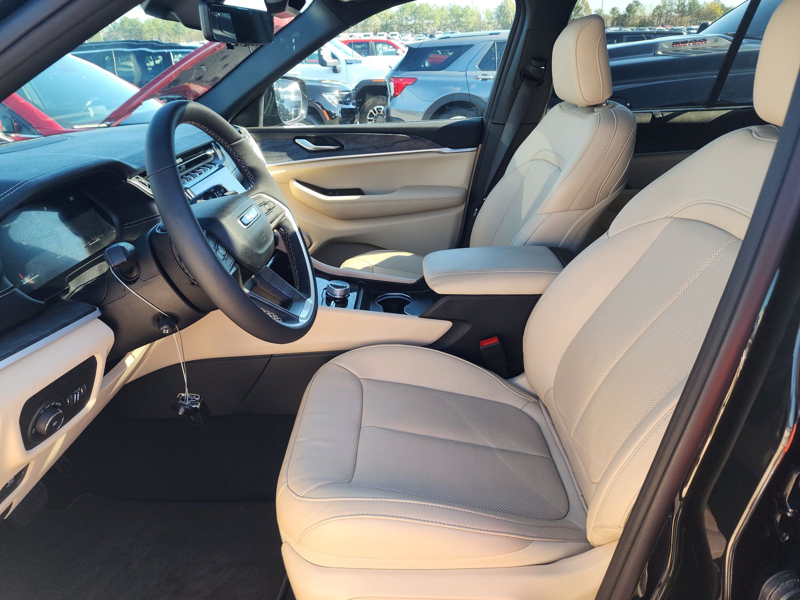 2025 Jeep Grand Cherokee Limited AWD