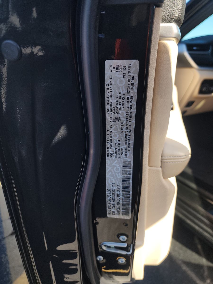 2025 Jeep Grand Cherokee Limited AWD