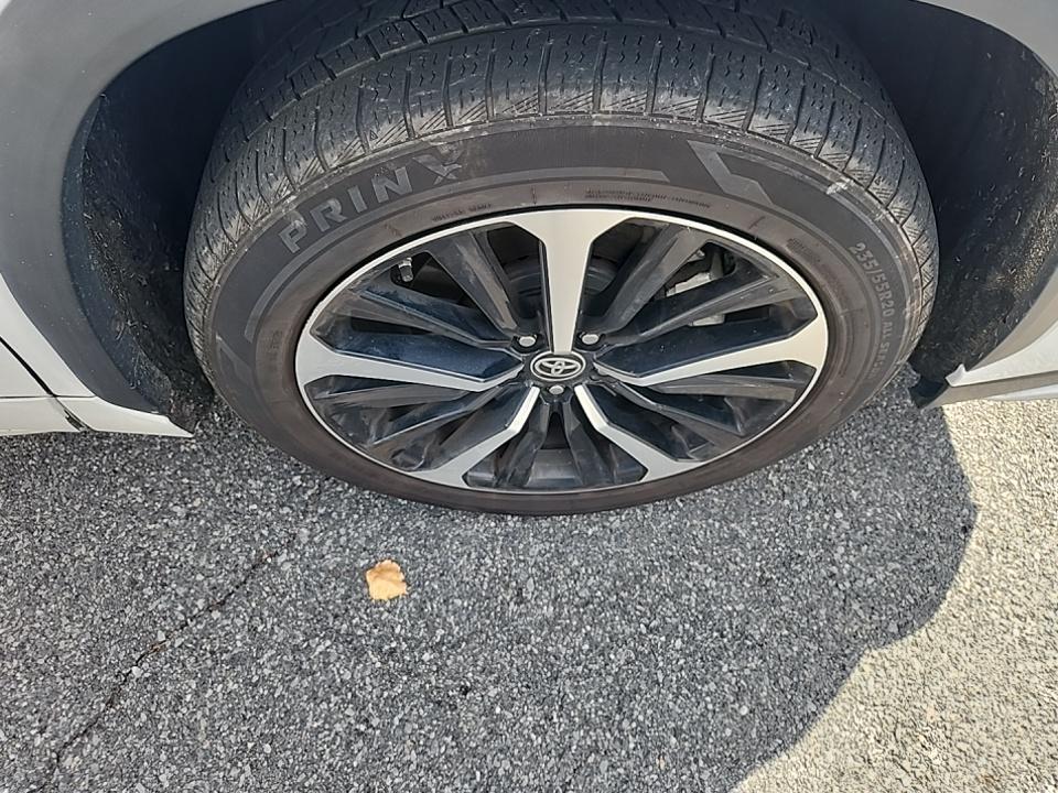 2022 Toyota Highlander XSE AWD