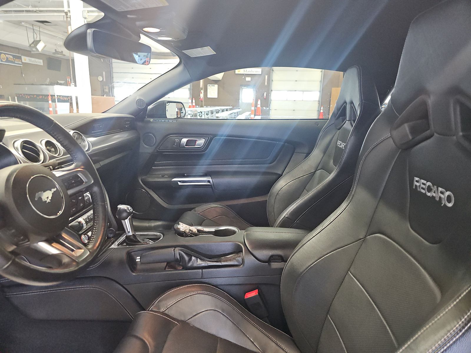 2022 Ford Mustang Mach 1 RWD