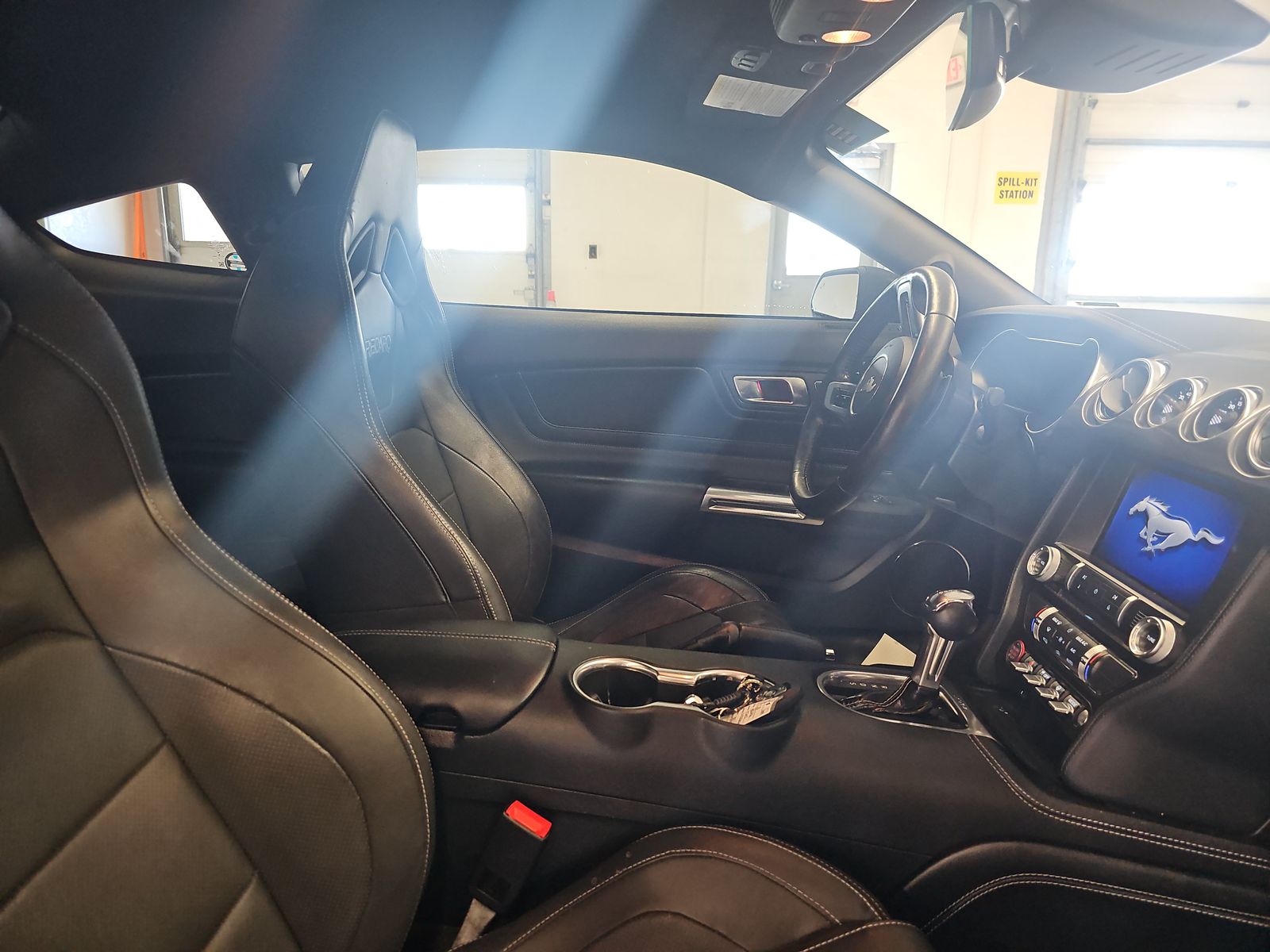 2022 Ford Mustang Mach 1 RWD