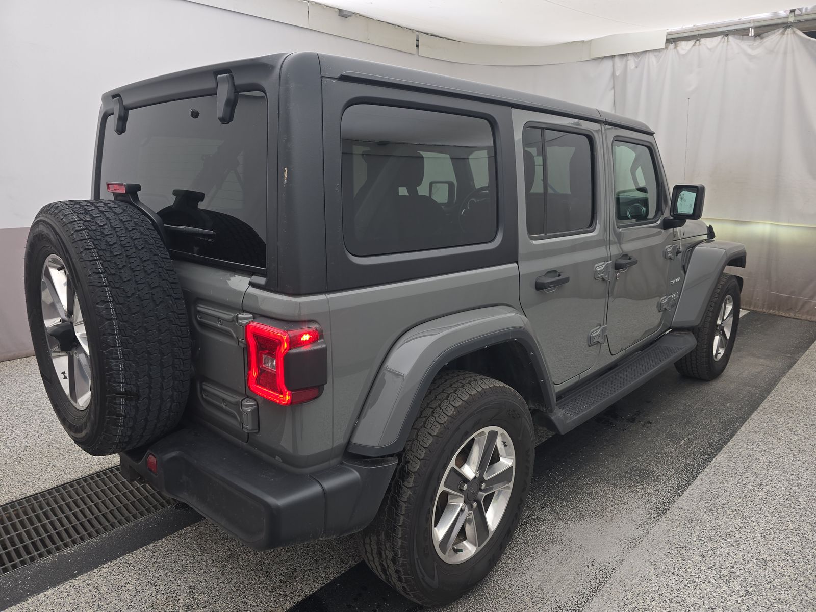 2022 Jeep Wrangler Unlimited Sahara AWD