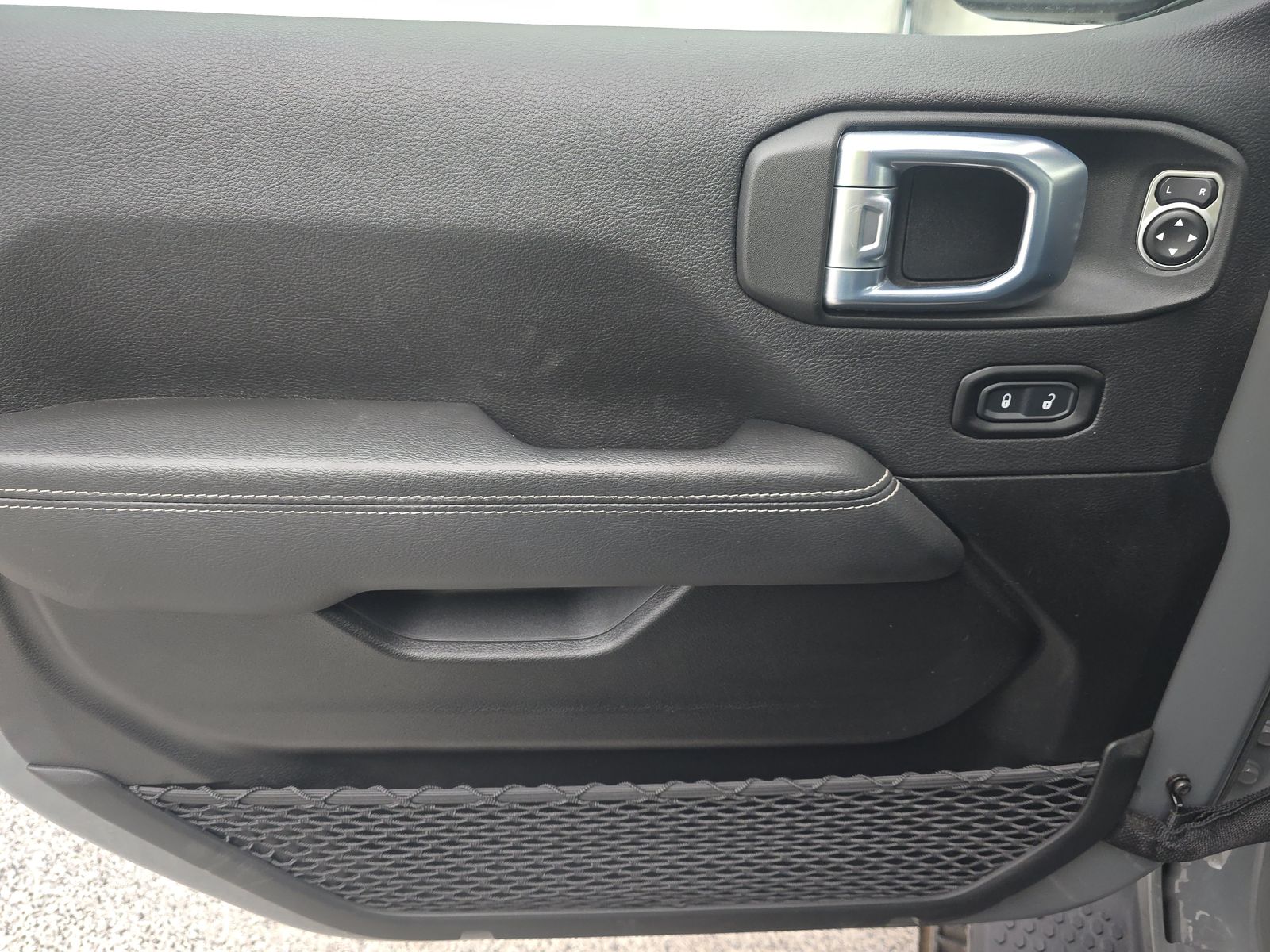 2022 Jeep Wrangler Unlimited Sahara AWD