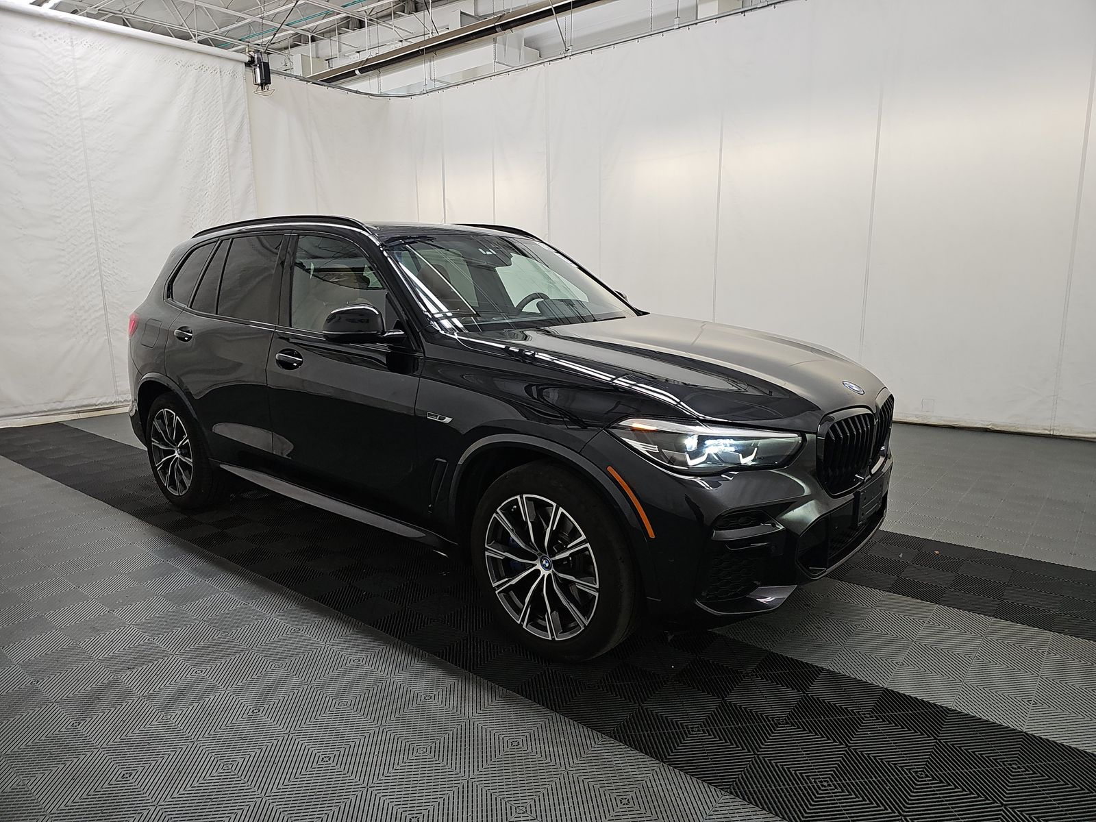 2023 BMW X5 xDrive45e AWD