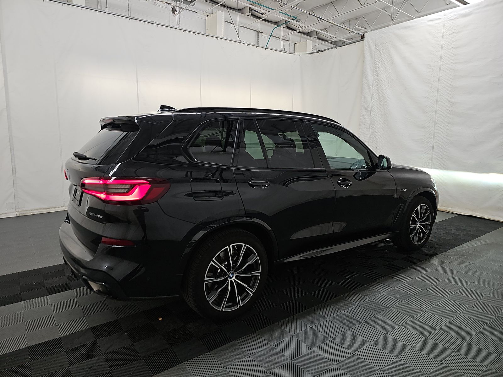 2023 BMW X5 xDrive45e AWD
