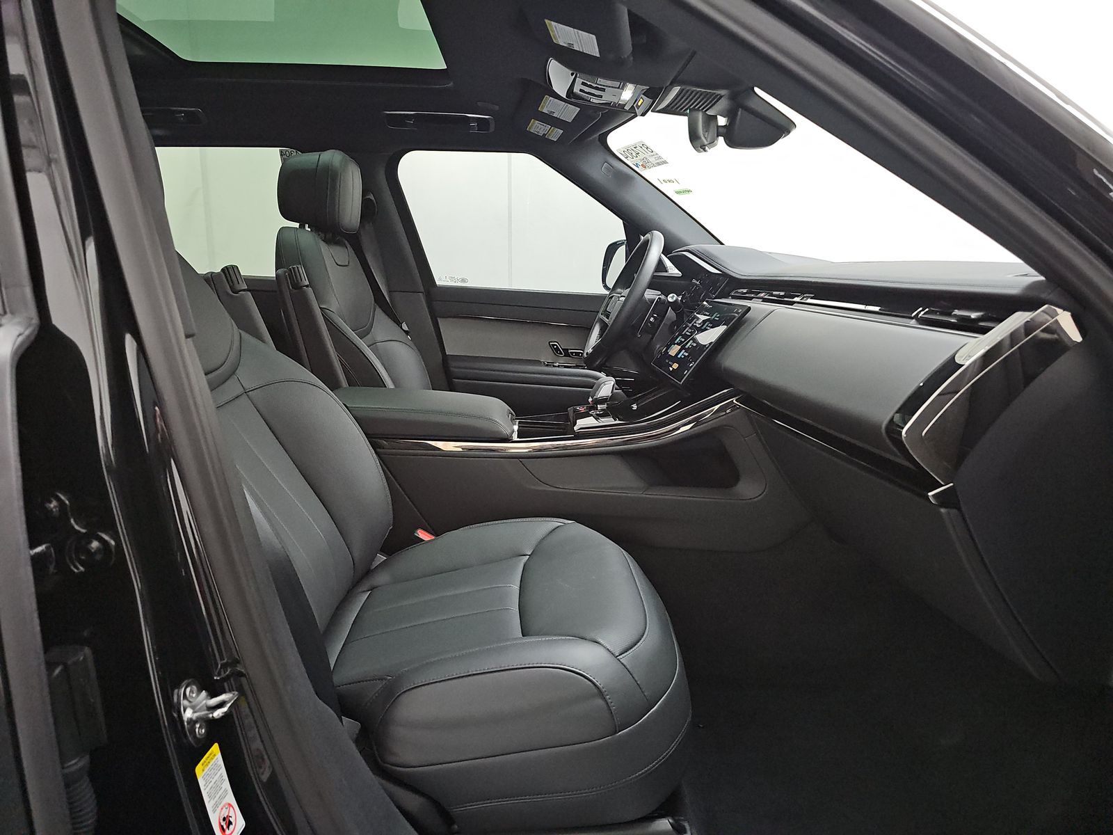 2025 Land Rover Range Rover Sport Dynamic SE AWD