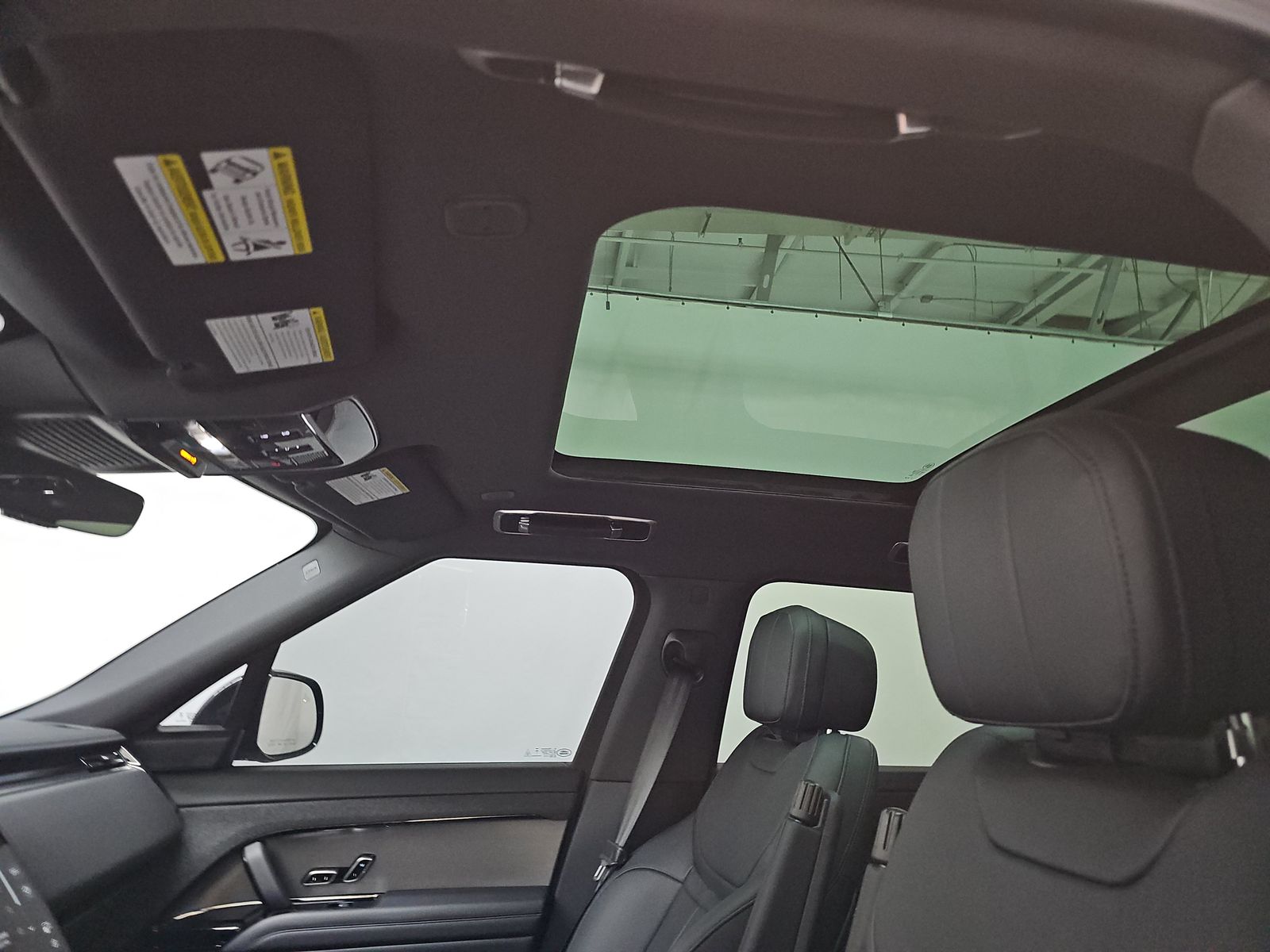 2025 Land Rover Range Rover Sport Dynamic SE AWD