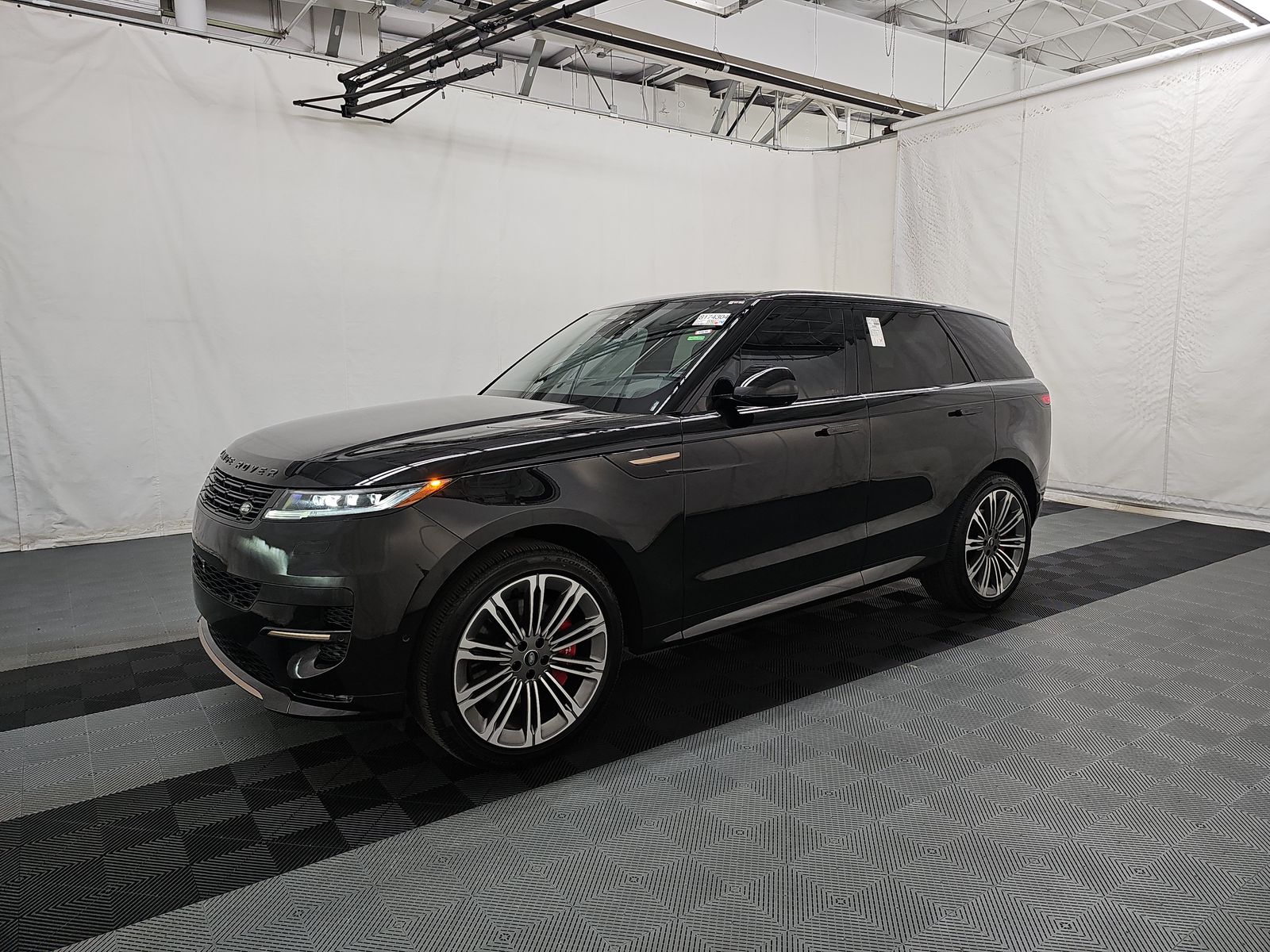 2025 Land Rover Range Rover Sport Dynamic SE AWD