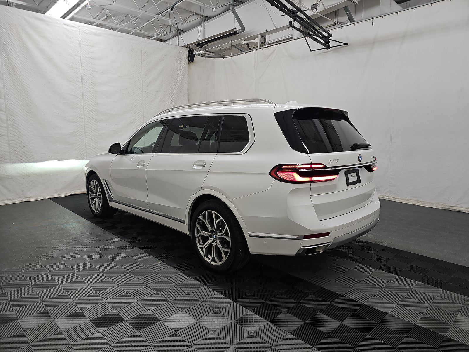 2024 BMW X7 xDrive40i AWD