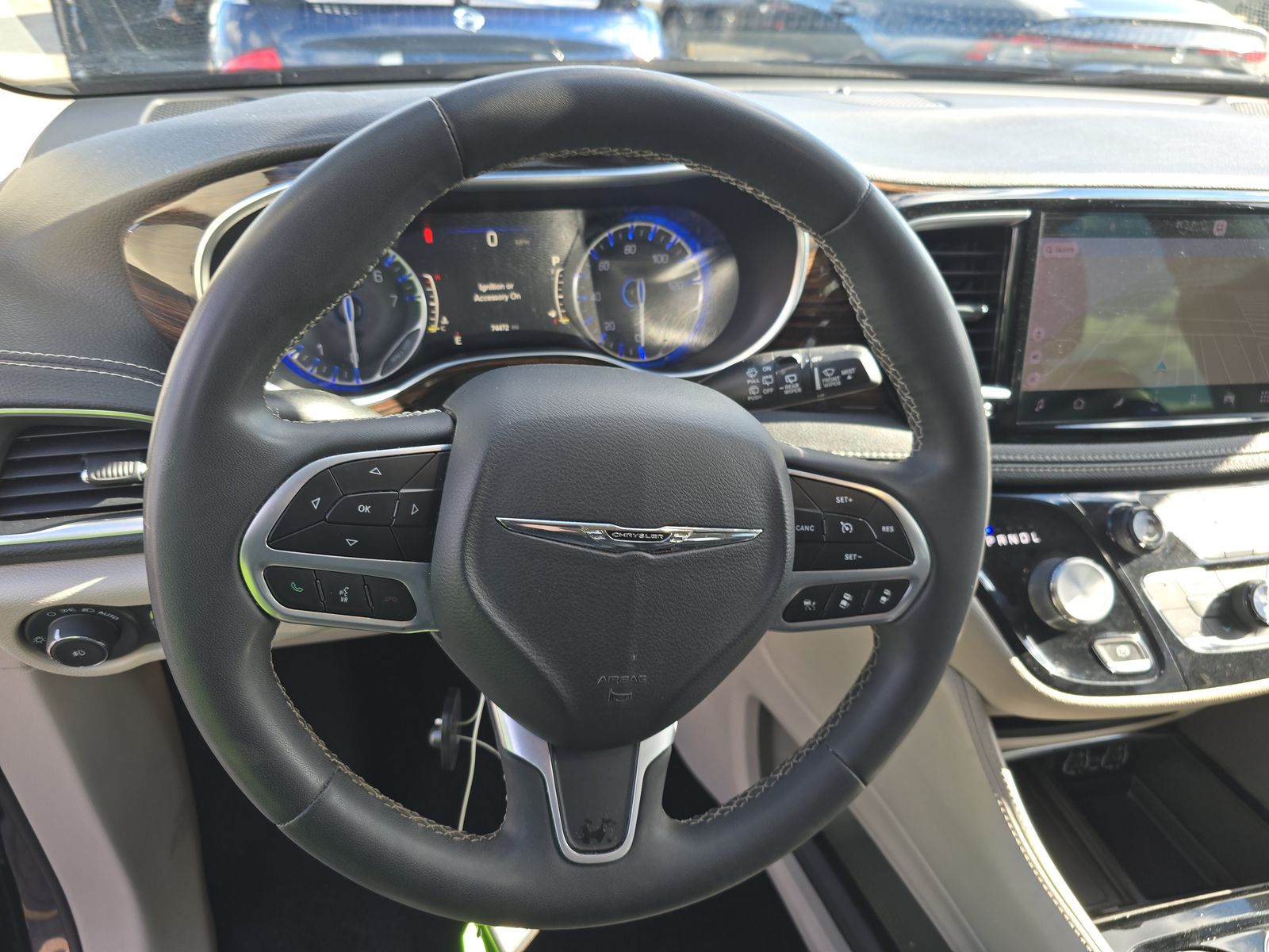 2022 Chrysler Pacifica Limited FWD