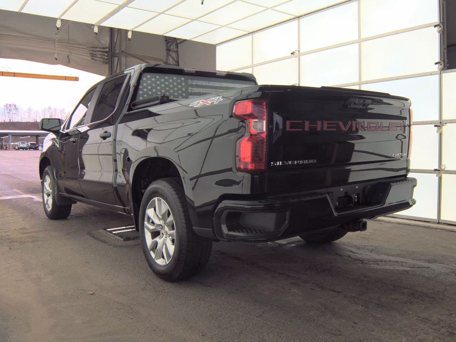 2022 Chevrolet Silverado 1500 Custom AWD