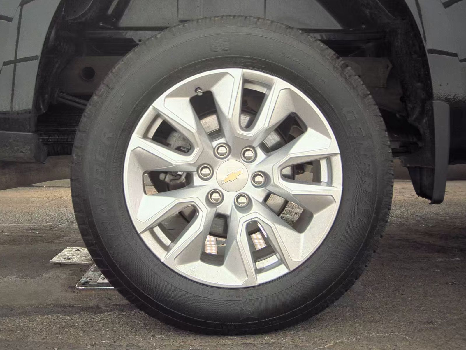 2022 Chevrolet Silverado 1500 Custom AWD