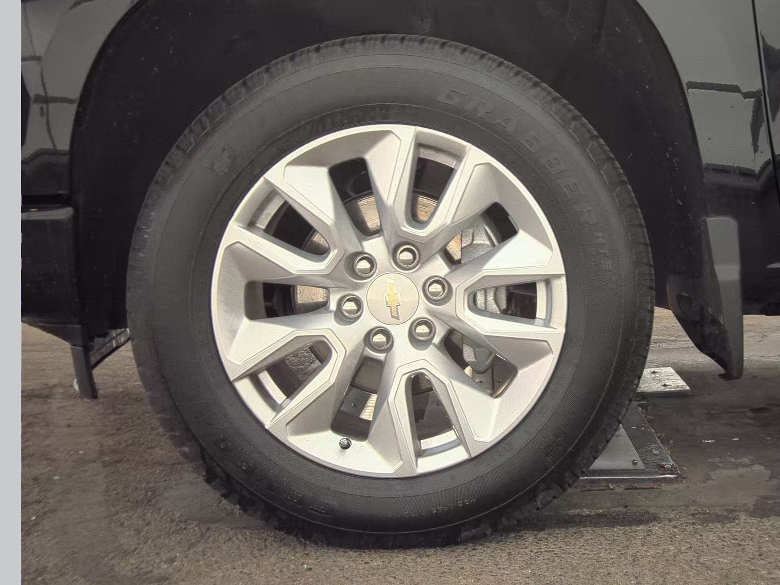 2022 Chevrolet Silverado 1500 Custom AWD