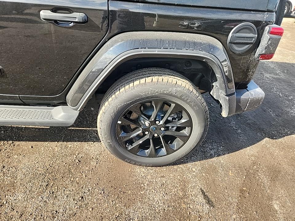 2025 Jeep Wrangler 4xe Sahara AWD