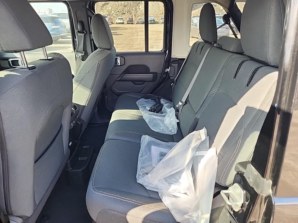 2025 Jeep Wrangler 4xe Sahara AWD