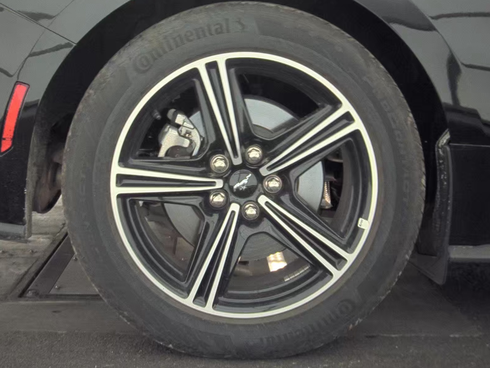 2025 Ford Mustang EcoBoost Premium RWD