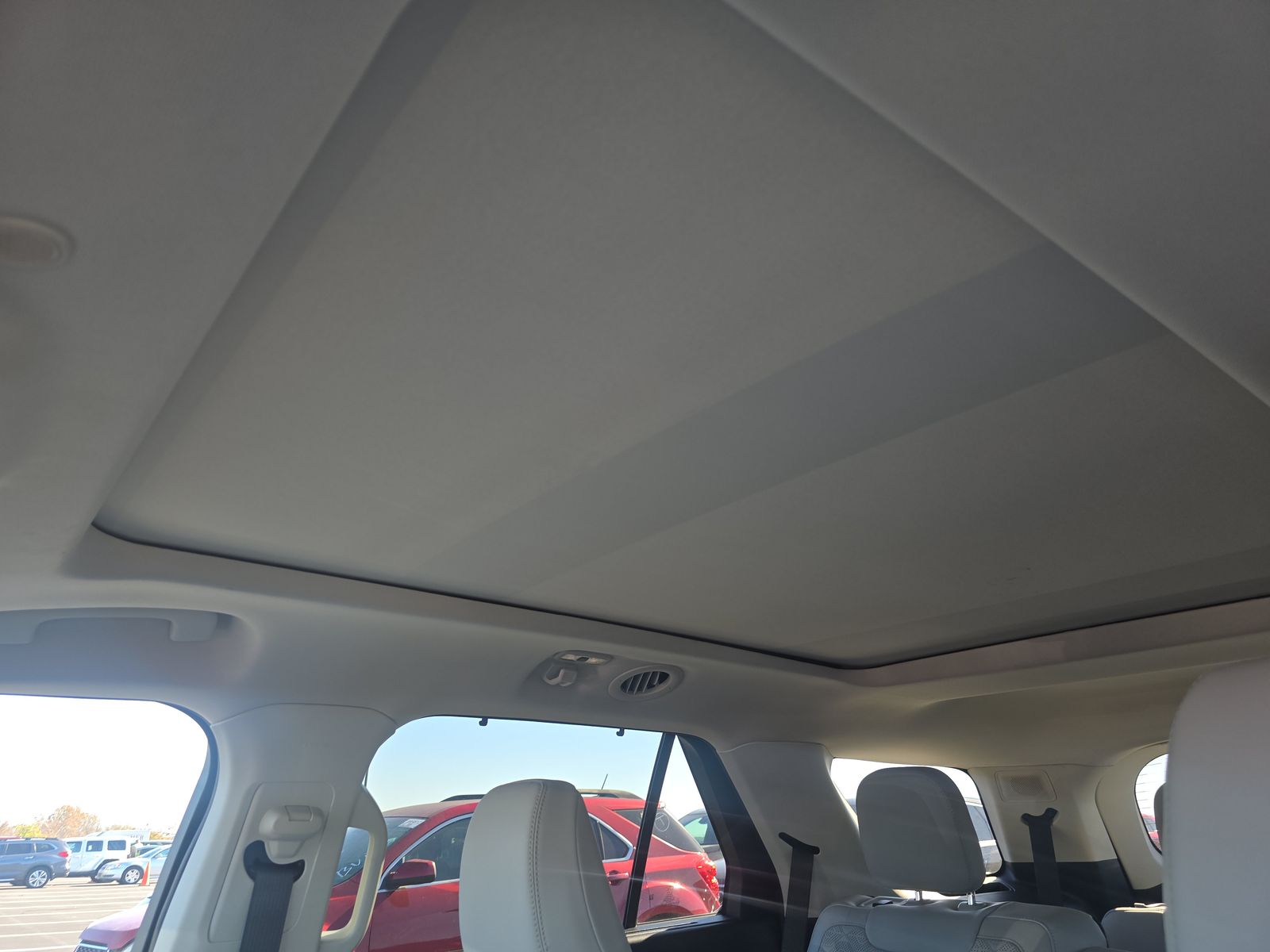 2025 Ford Explorer Platinum RWD