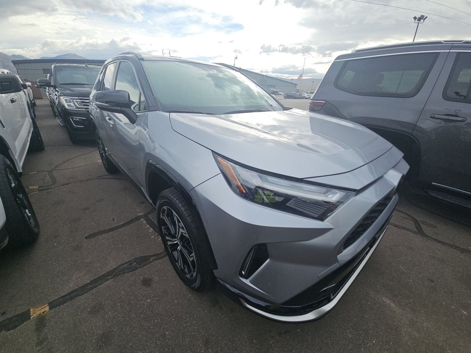 2025 Toyota RAV4 Plug-In Hybrid XSE AWD