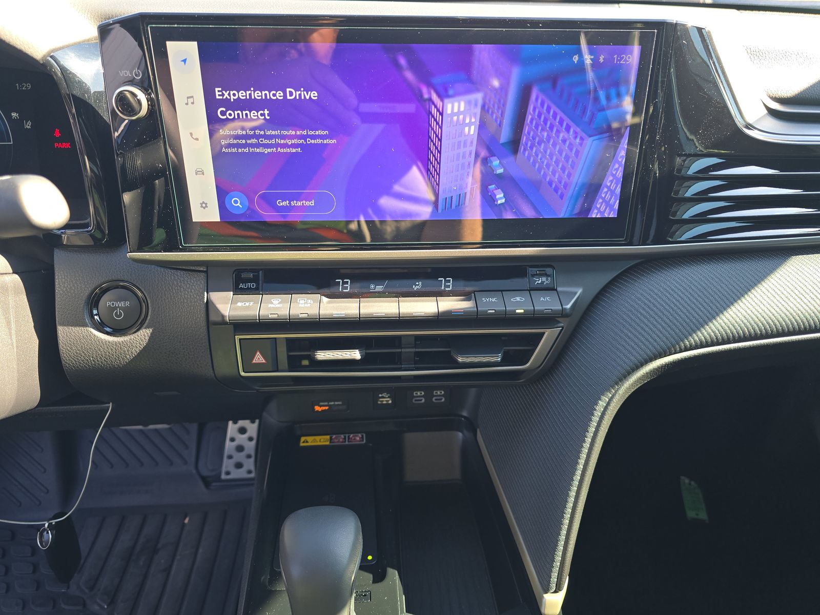 2025 Toyota Camry SE FWD