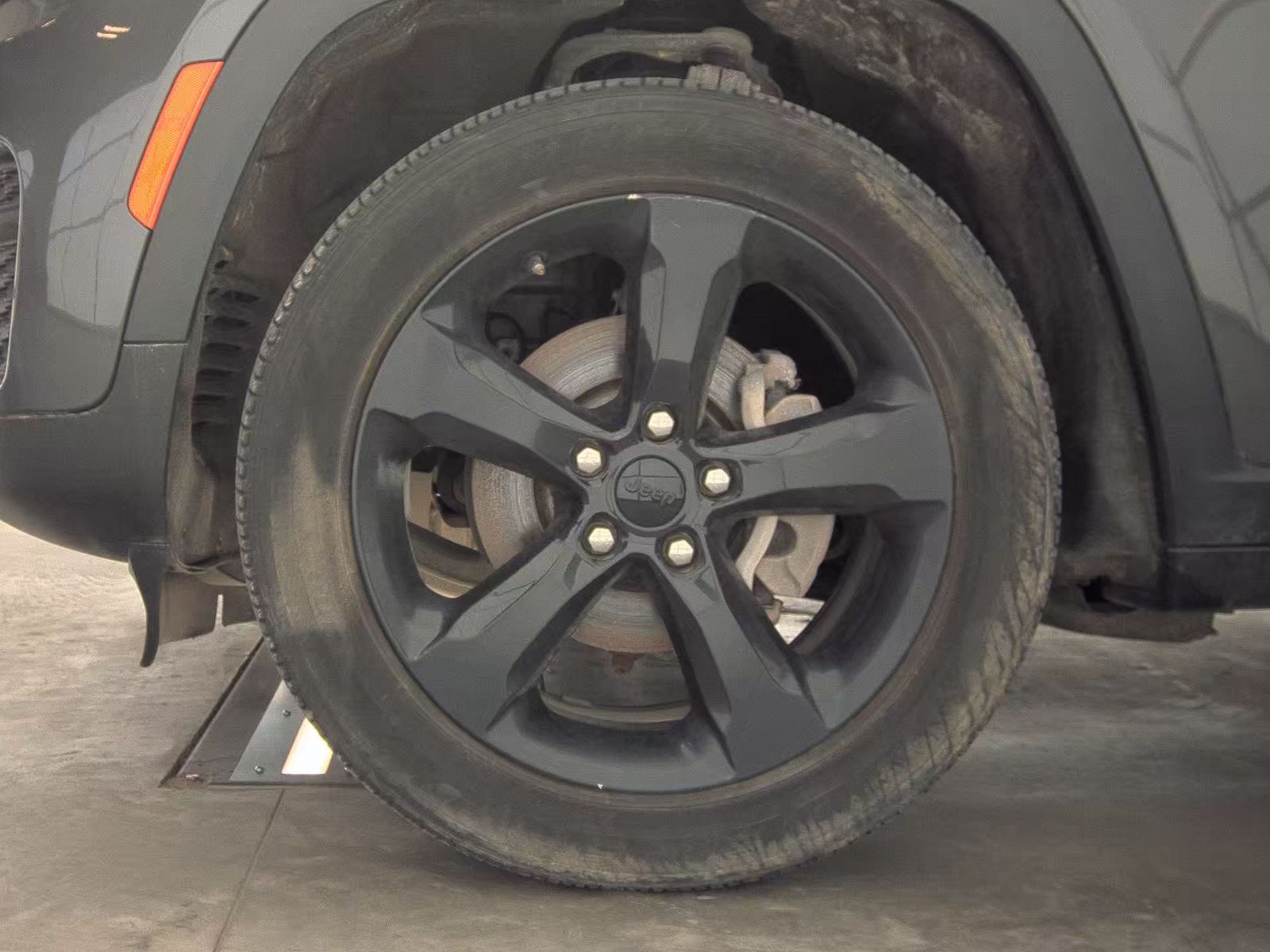 2023 Jeep Grand Cherokee Altitude RWD