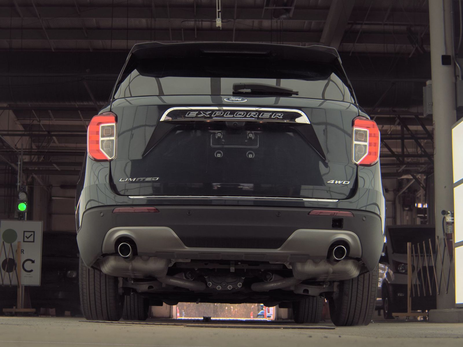 2023 Ford Explorer Limited AWD