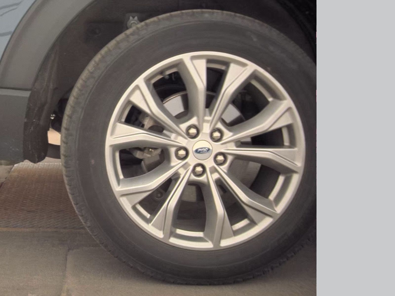 2023 Ford Explorer Limited AWD