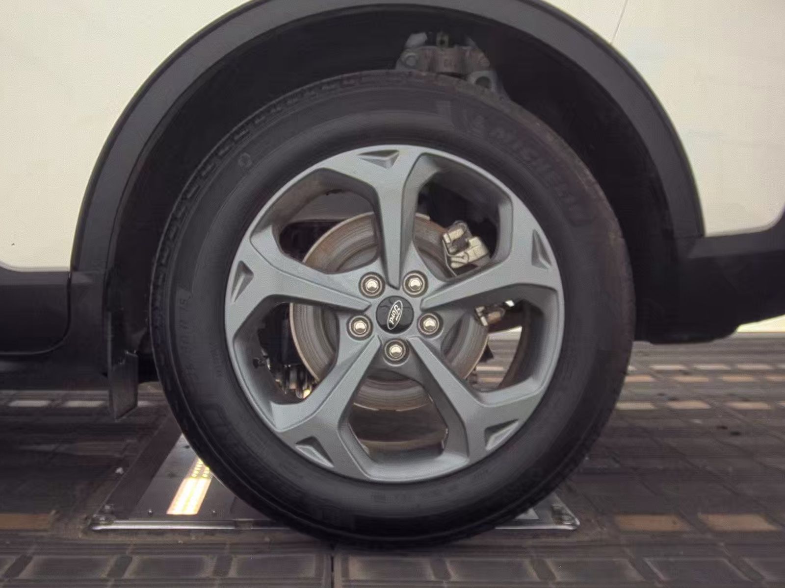 2025 Ford Escape Hybrid ST-Line Elite AWD