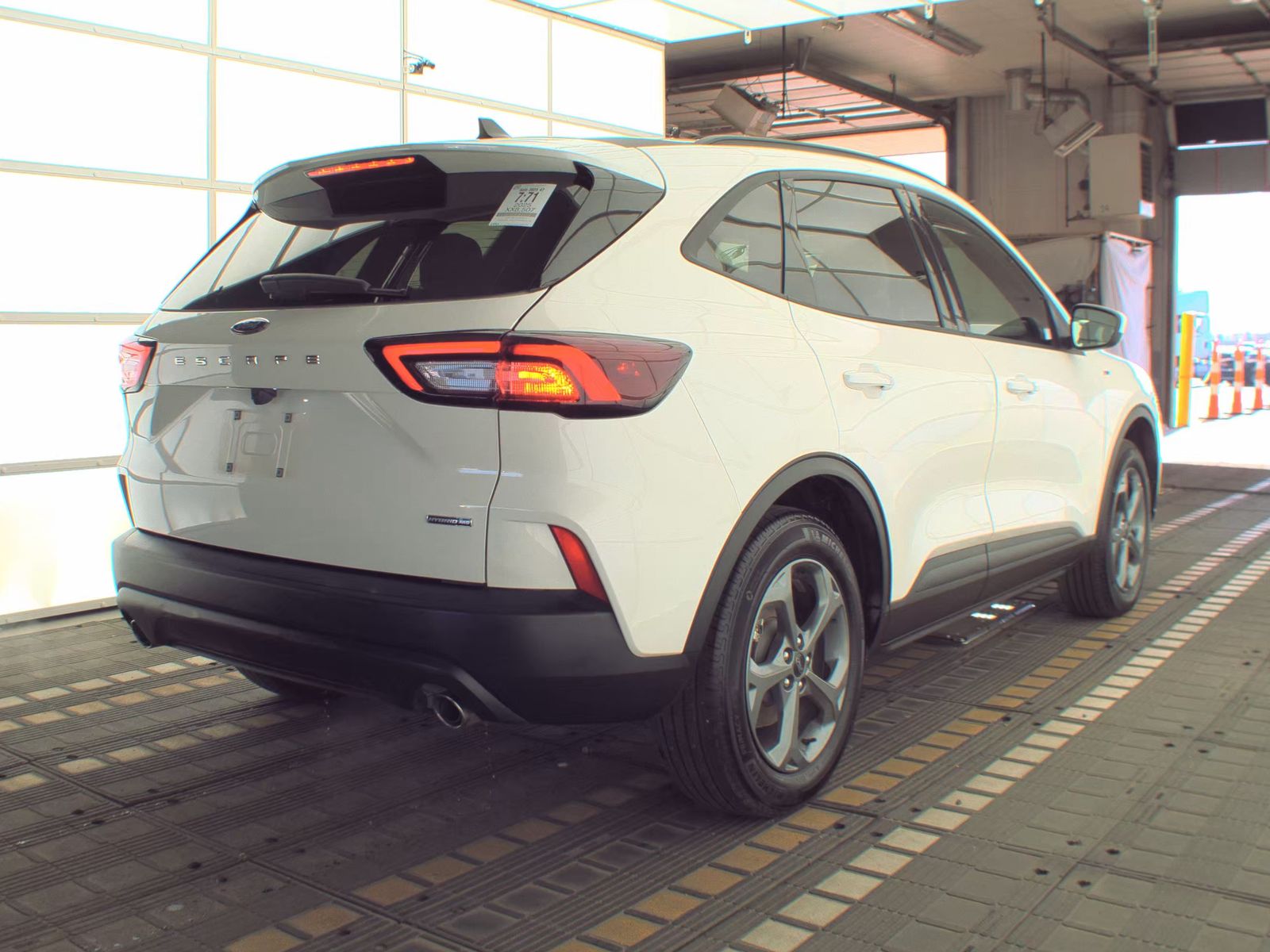 2025 Ford Escape Hybrid ST-Line Elite AWD