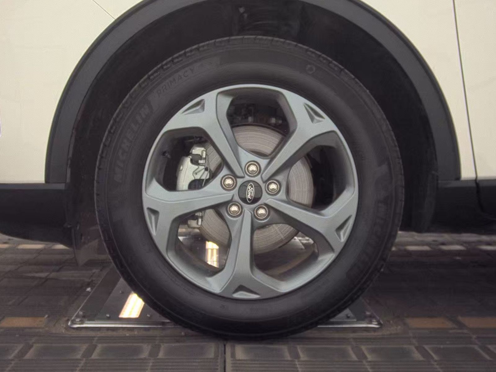 2025 Ford Escape Hybrid ST-Line Elite AWD