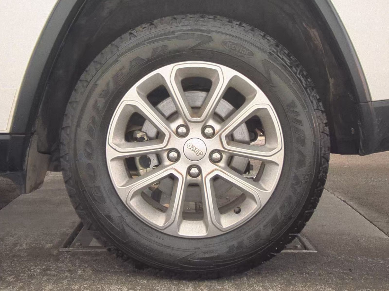 2021 Jeep Grand Cherokee Laredo E Edition AWD