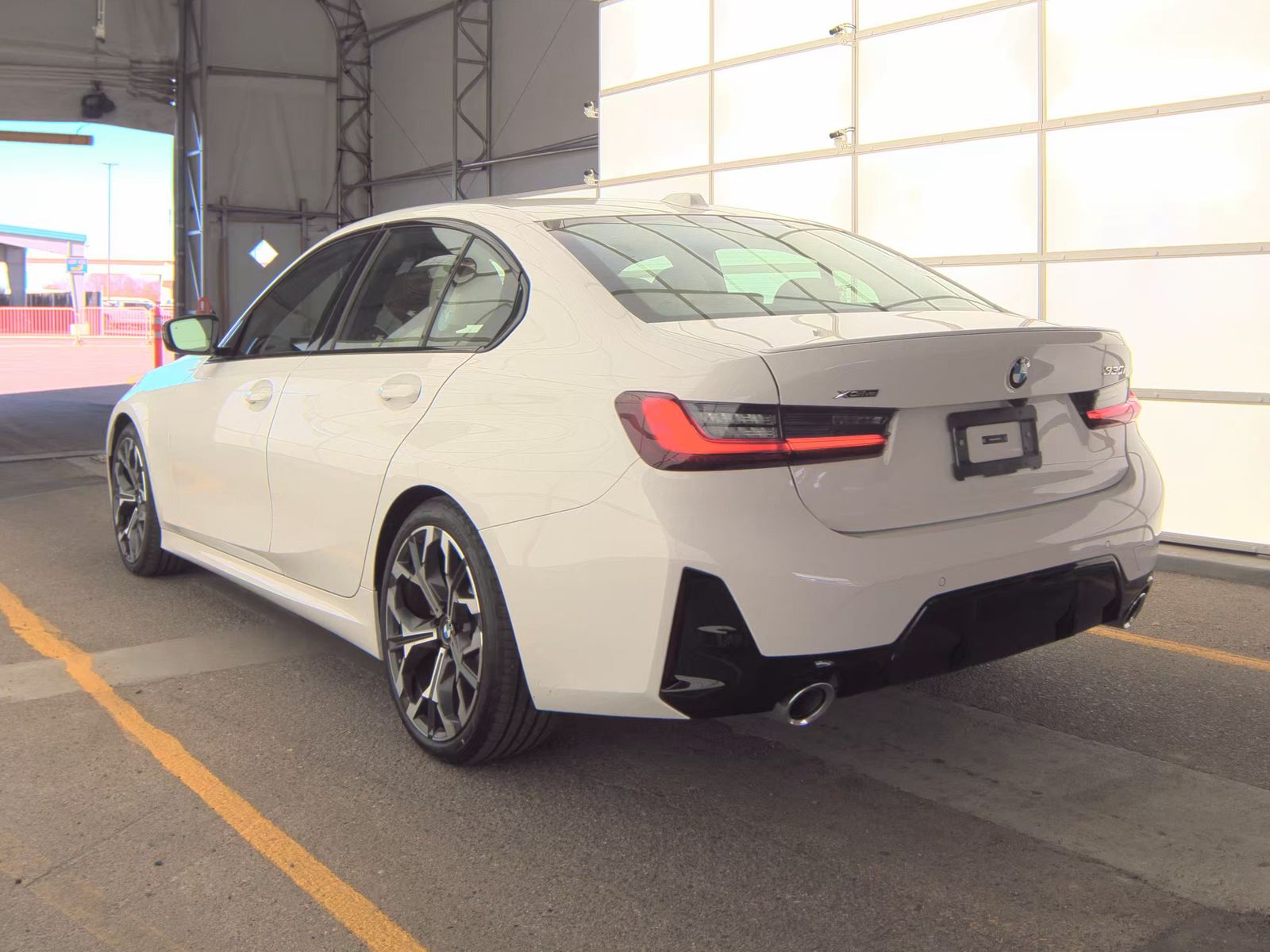 2025 BMW 3 Series 330i xDrive AWD