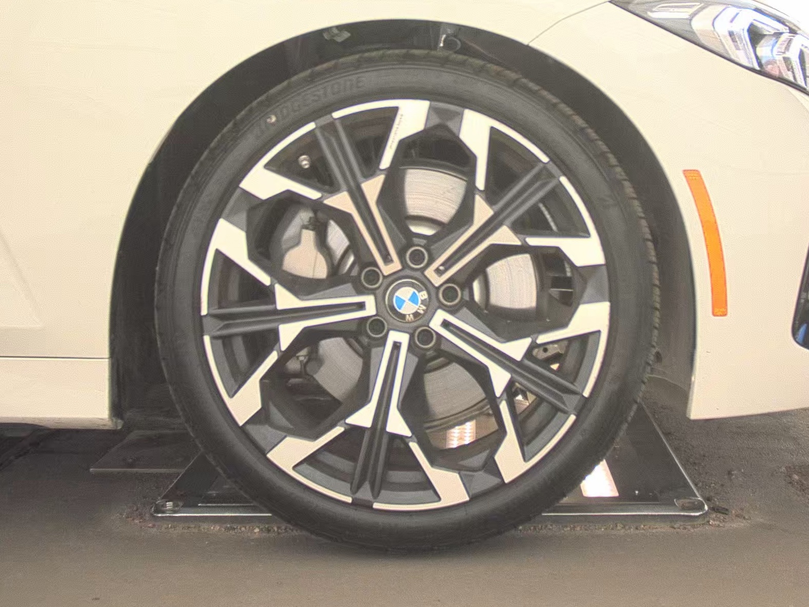 2025 BMW 3 Series 330i xDrive AWD